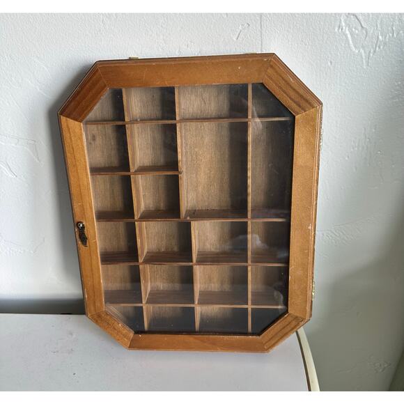 Vintage Curio Cabinet Wooden wood retro minimal octagon whimsical cottagecore - Picture 4 of 9